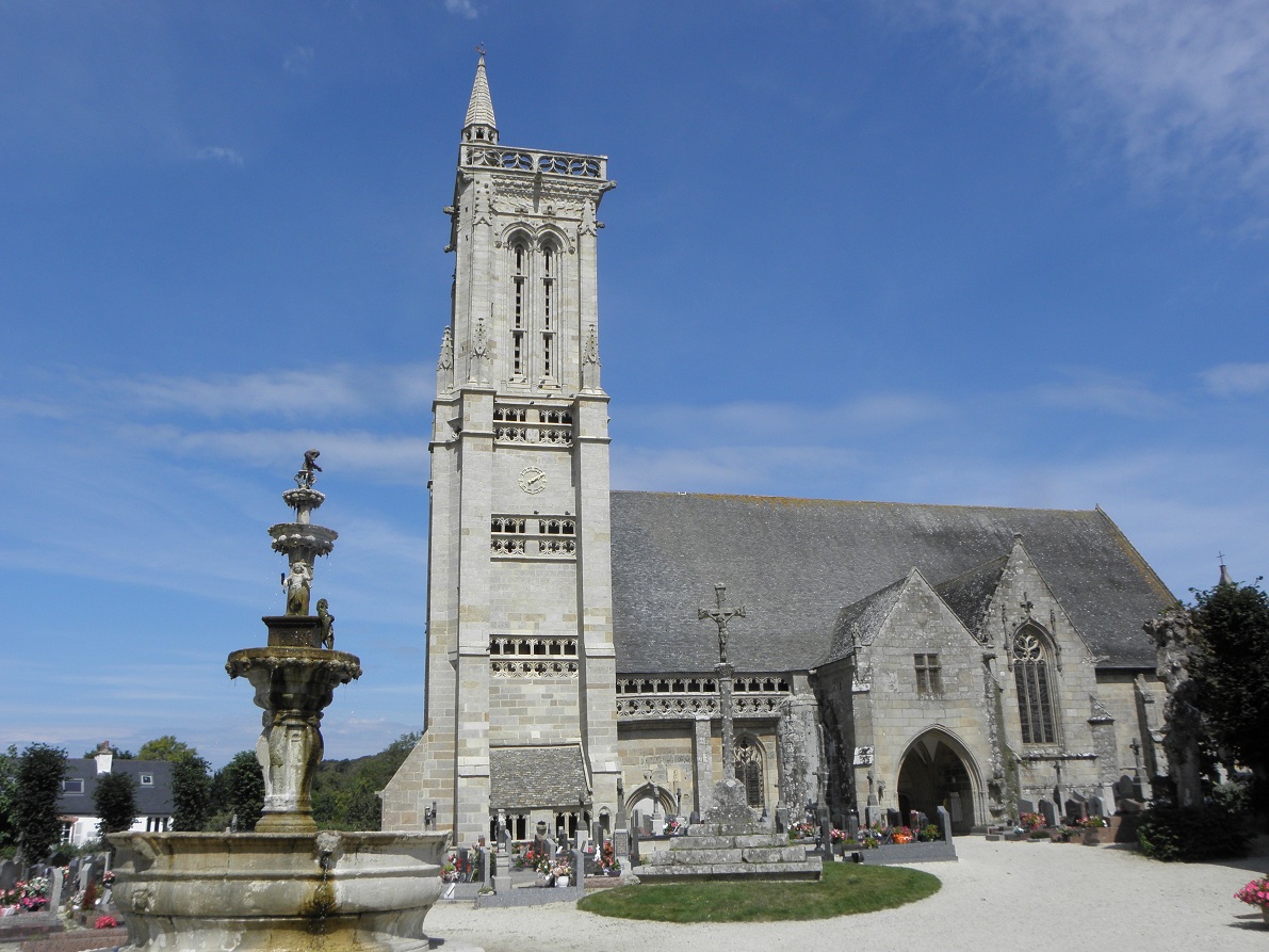 Saint Jean du Doigt 29 Église 05